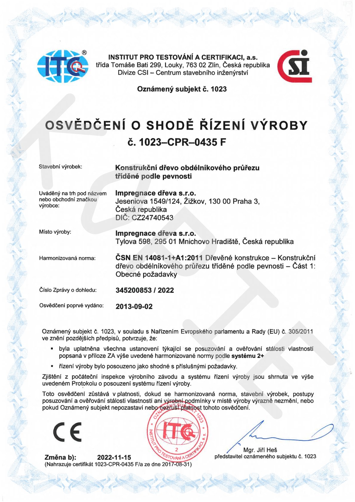 Dřevo s tlakovou impregnací pro venkovní konstrukce, odolné vůči povětrnostním vlivům a hnilobě.